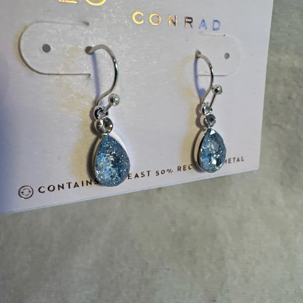 LC Lauren Conrad dainty elegant